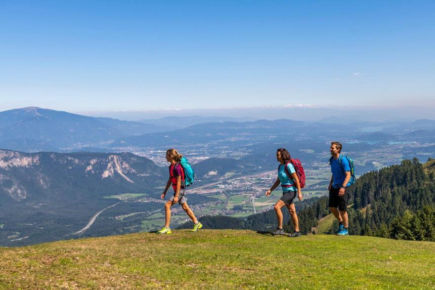 Ferienwohnungen Wrolich Latschach ober dem Faakersee Exterior foto
